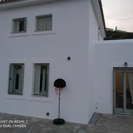 Liopi Village Andros * Ormos (Andros)