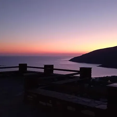 فيلة Liopi Village Andros *