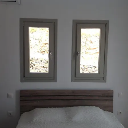 فيلة Liopi Village Andros *